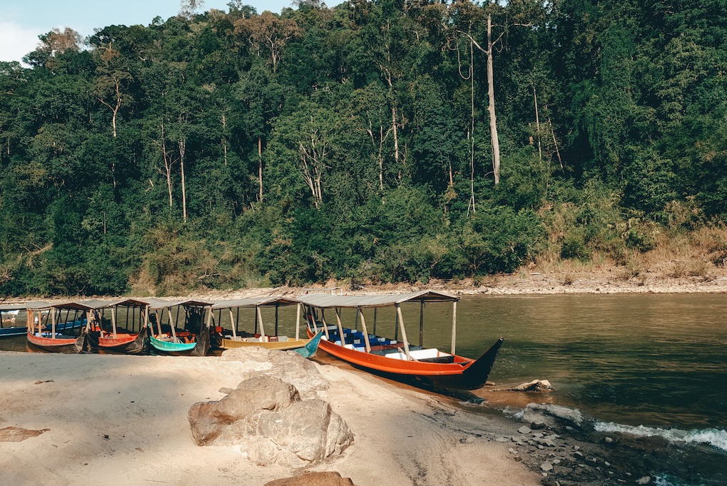 Fluss Ufer im Orang Asli Dorf