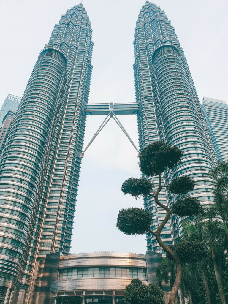 Petronas Towers in Kuala Lumpur, Top Sehenswürdigkeit in Malaysia