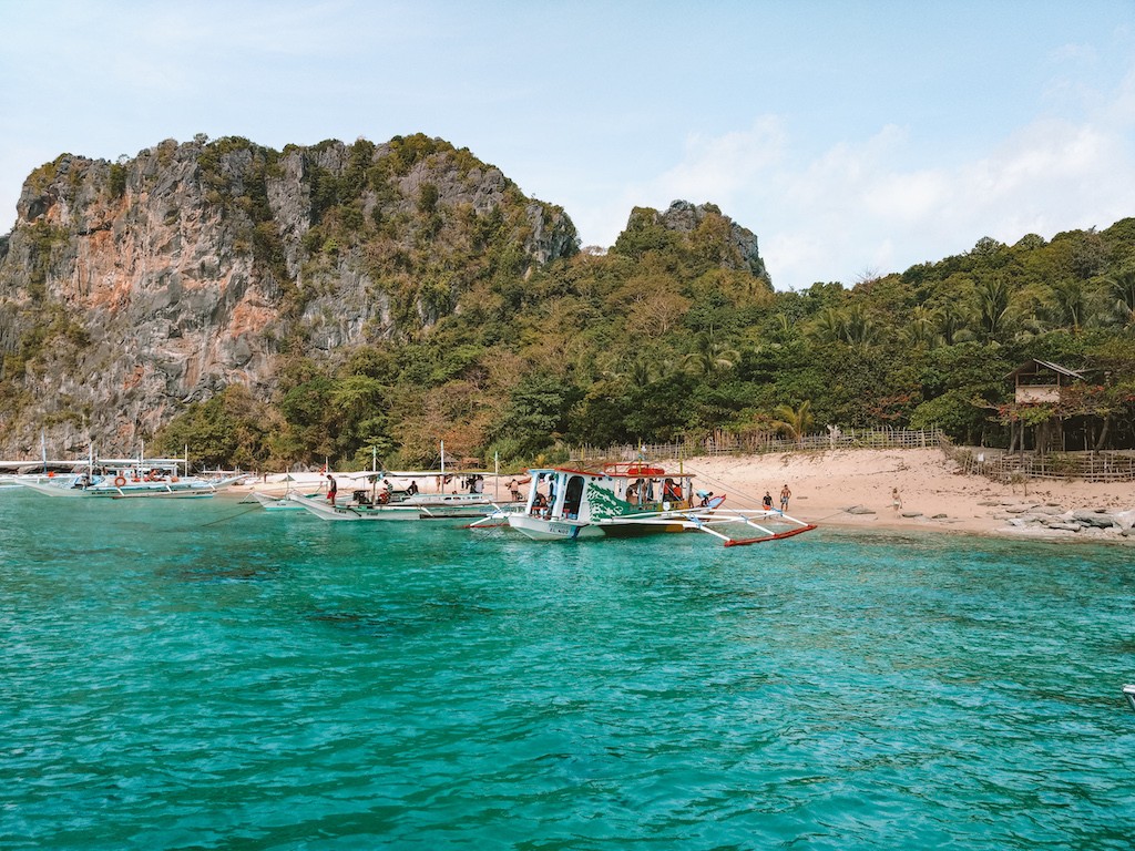 Warme Reiseziele im März: Philippinen Rundreise, Bucht von El Nido