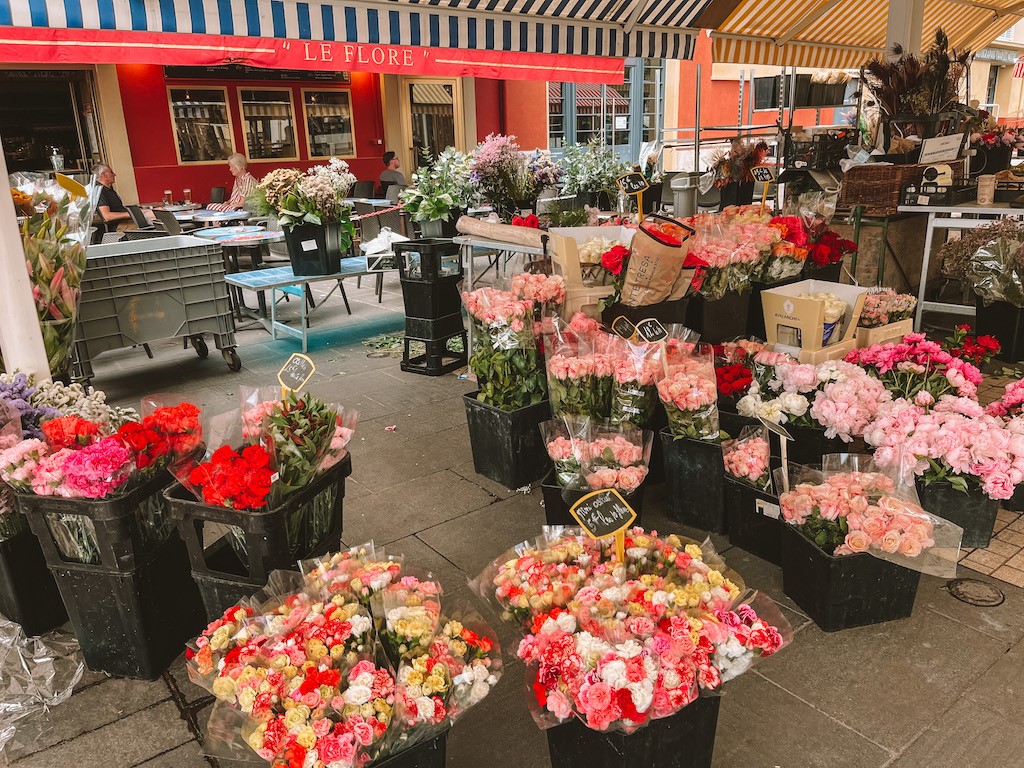 Nizza Top 10 Sehenswürdigkeiten: Marché aux Fleurs - Blumenmarkt in Nizza