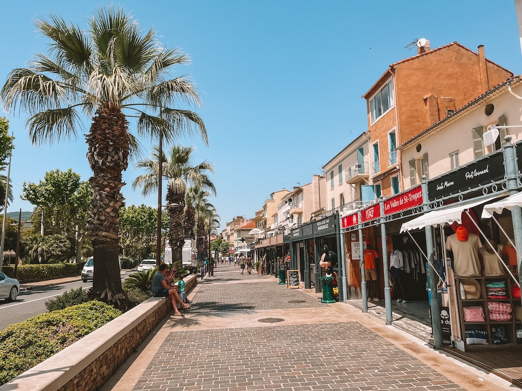 Promenade Sainte Maxime an der Côte d'Azur