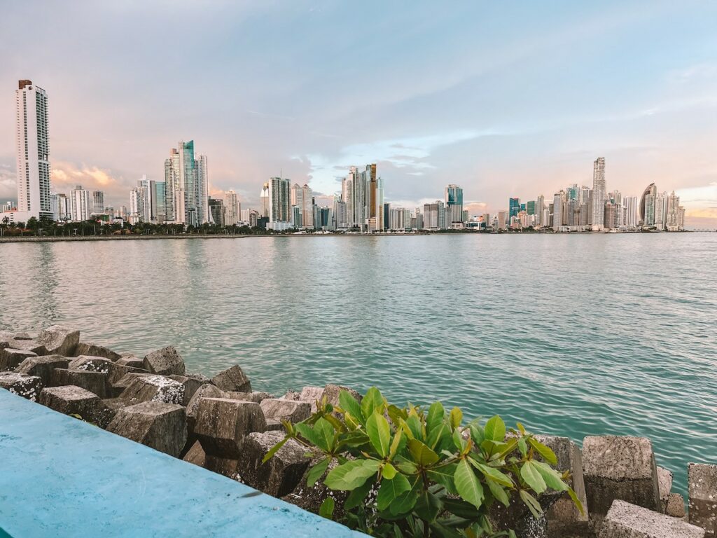 Ausblick auf die Skyline in Panama Stadt