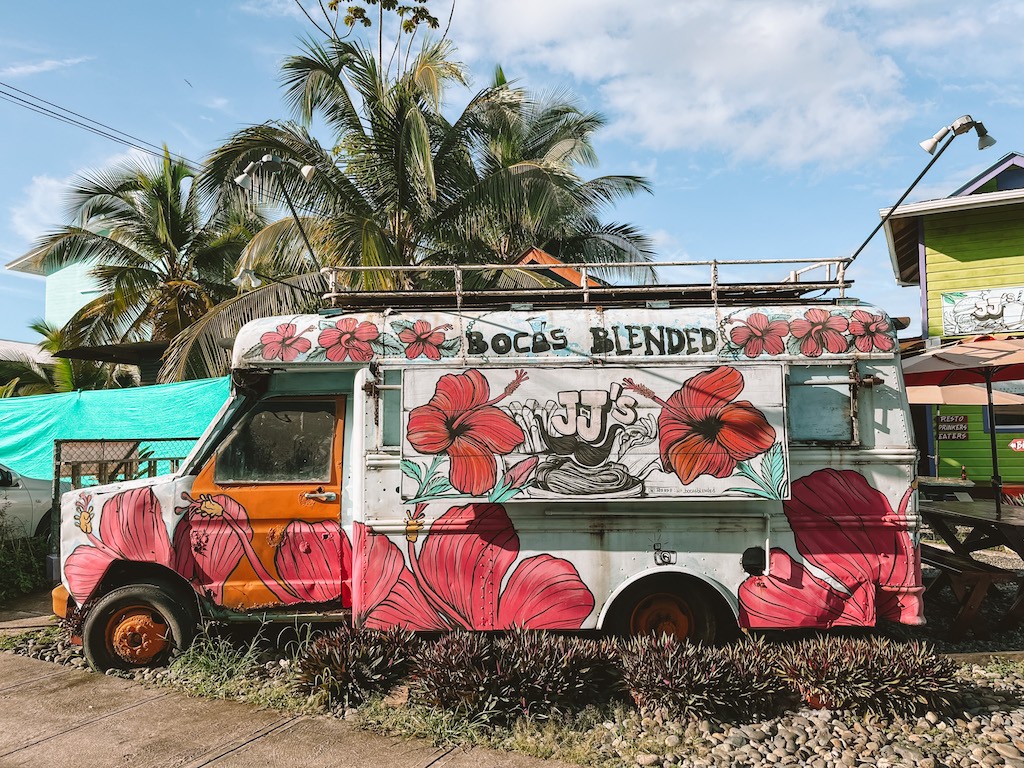 Alter Van in Bocas Town