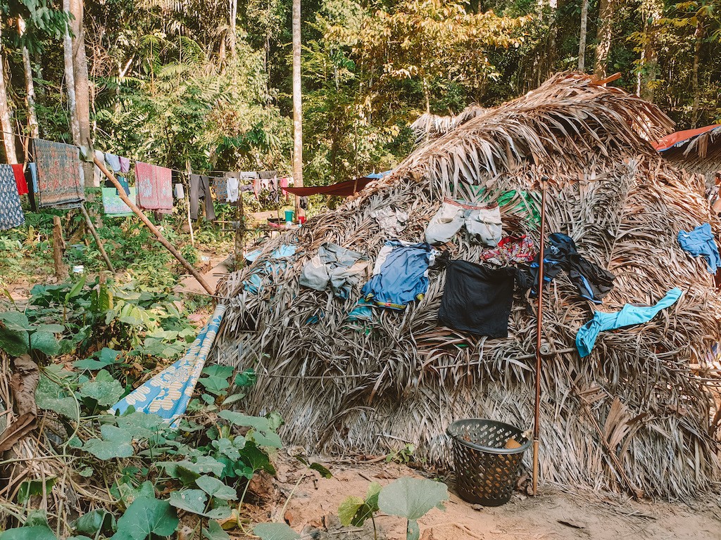 Leben im Dorf der Ureinwohner im Taman Negara