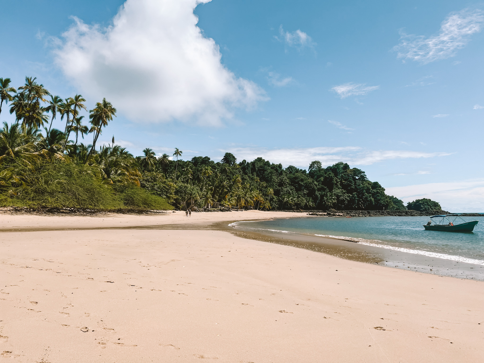 Santa Catalina Panama Ein Paradies für Surfer und Taucher