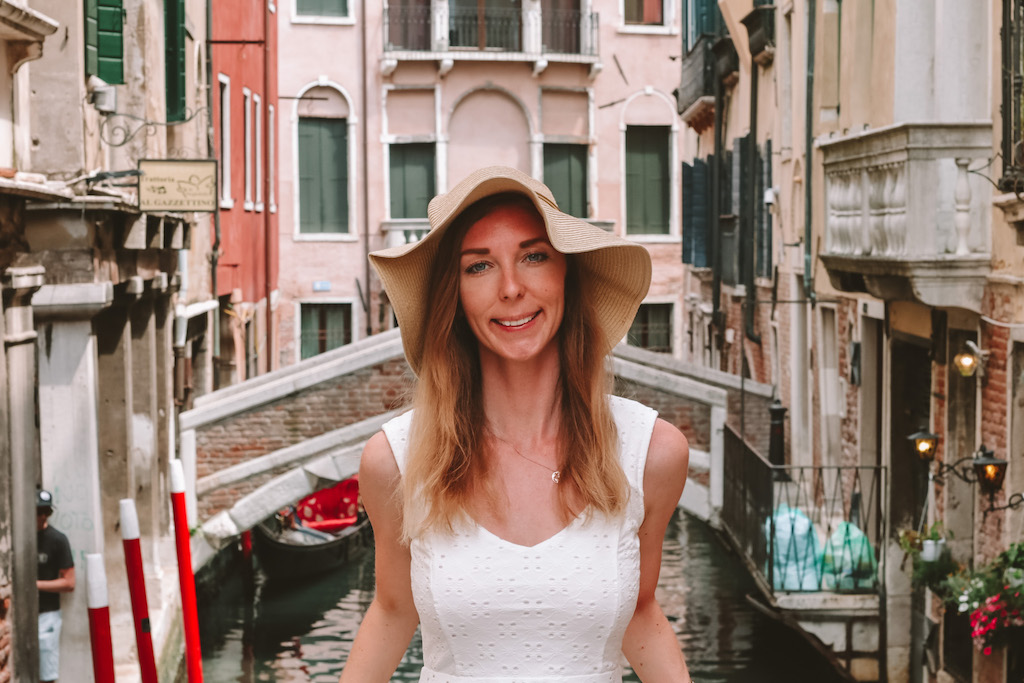 Malerische Gassen und Brücken in Venedig