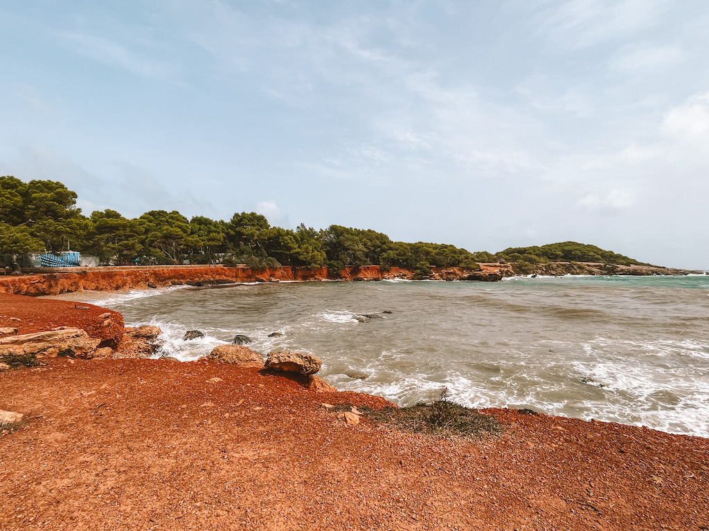 Geheimtipp auf Ibiza: Calo des Gat, abgeschiedene Bucht