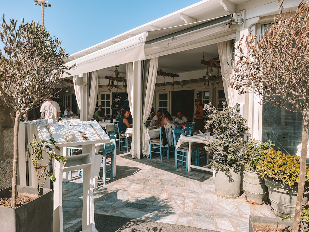To Apomero, authentische Taverna auf Mykonos