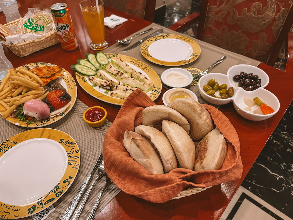 Libanesisches Essen im Sajway Restaurant, Abu Dhabi